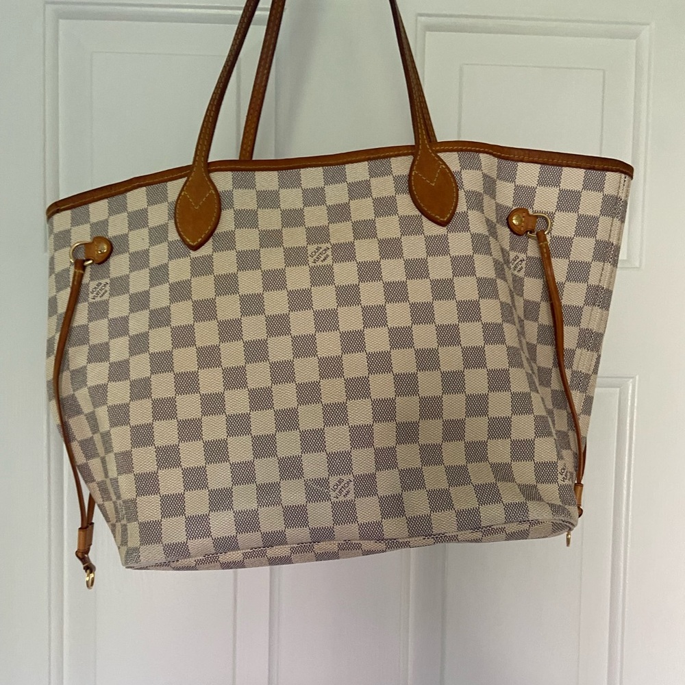 Louis Vuitton Never Full- Damier Azur MM Authentic
